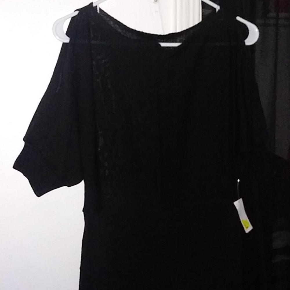 Genit - Picture 4 of 6